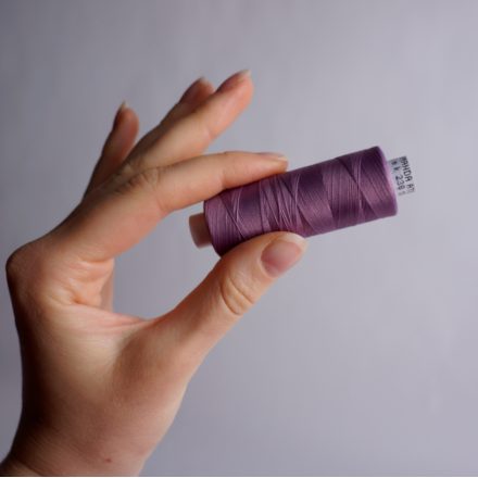 Нитка текстурована лілова №238 (500м; 110 dtex)