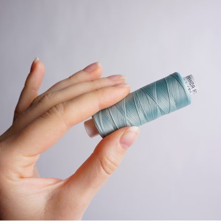 Нитка текстурована темна м'ята №650 (500м; 110 dtex)